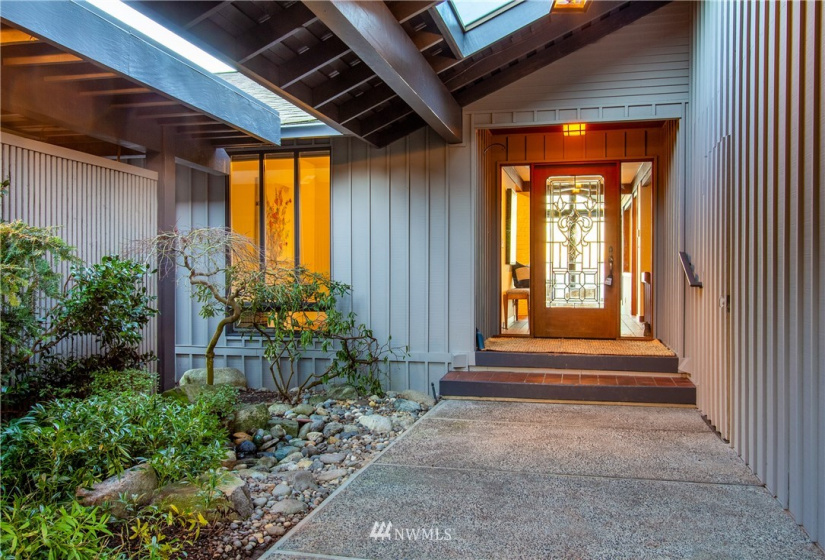 10845 Bill Point Bluff, Bainbridge Island, Washington 98110, 4 Bedrooms Bedrooms, ,2 BathroomsBathrooms,Residential,For Sale,Bill Point Bluff,NWM1883493