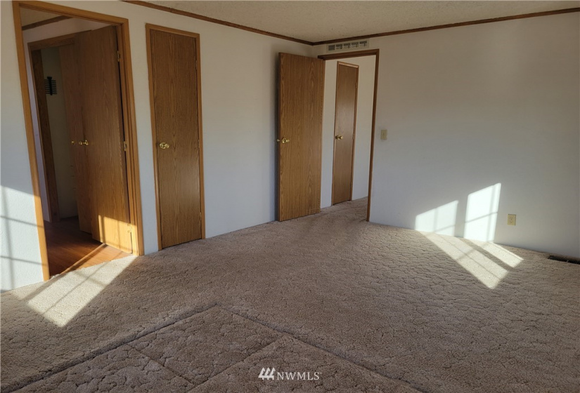 5656 Frontage, Ephrata, Washington 98823, 4 Bedrooms Bedrooms, ,2 BathroomsBathrooms,Residential,For Sale,Frontage,NWM1884690