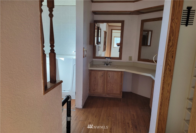 5656 Frontage, Ephrata, Washington 98823, 4 Bedrooms Bedrooms, ,2 BathroomsBathrooms,Residential,For Sale,Frontage,NWM1884690