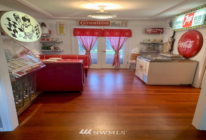 307 Shadow, Olympia, Washington 98506, 4 Bedrooms Bedrooms, ,1 BathroomBathrooms,Residential,For Sale,San Mar Villas,Shadow,NWM1883764