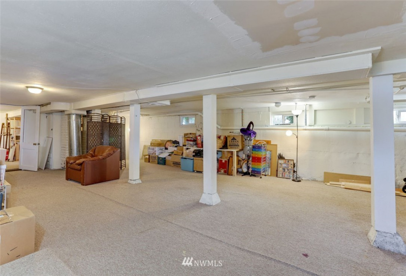 626 Elizabeth, Sumner, Washington 98390, 3 Bedrooms Bedrooms, ,2 BathroomsBathrooms,Residential,For Sale,Elizabeth,NWM1882323