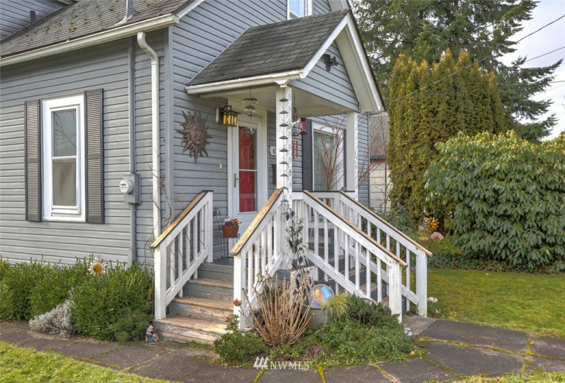 626 Elizabeth, Sumner, Washington 98390, 3 Bedrooms Bedrooms, ,2 BathroomsBathrooms,Residential,For Sale,Elizabeth,NWM1882323