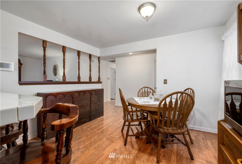 35803 13th, Federal Way, Washington 98023, 3 Bedrooms Bedrooms, ,1 BathroomBathrooms,Residential,For Sale,13th,NWM1884261