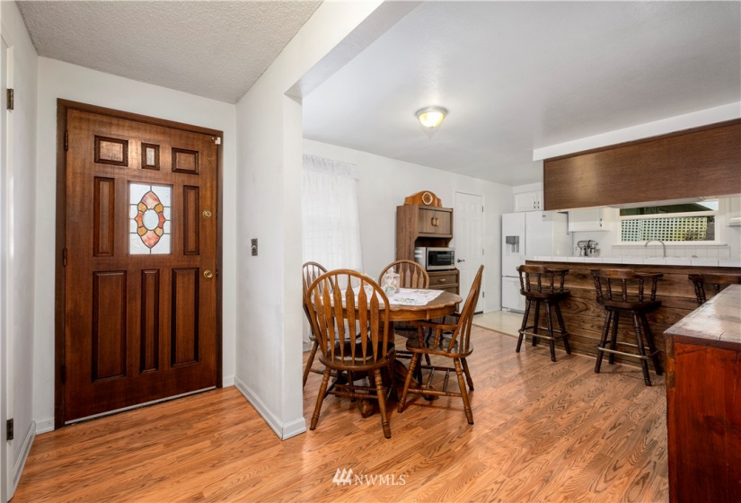 35803 13th, Federal Way, Washington 98023, 3 Bedrooms Bedrooms, ,1 BathroomBathrooms,Residential,For Sale,13th,NWM1884261