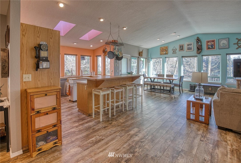 438 Dolphin, Ocean Shores, Washington 98569, 2 Bedrooms Bedrooms, ,1 BathroomBathrooms,Residential,For Sale,DIV 03,Dolphin,NWM1882586