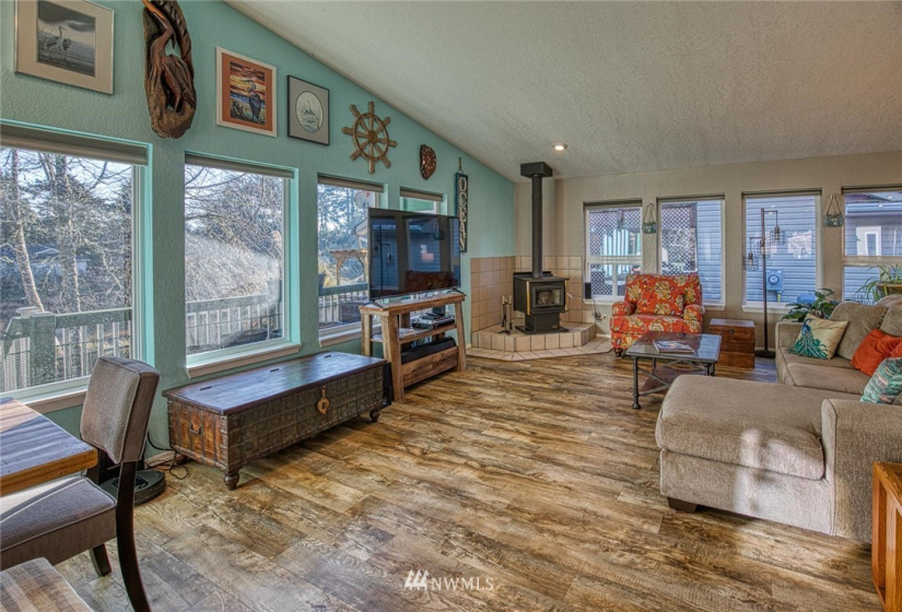 438 Dolphin, Ocean Shores, Washington 98569, 2 Bedrooms Bedrooms, ,1 BathroomBathrooms,Residential,For Sale,DIV 03,Dolphin,NWM1882586