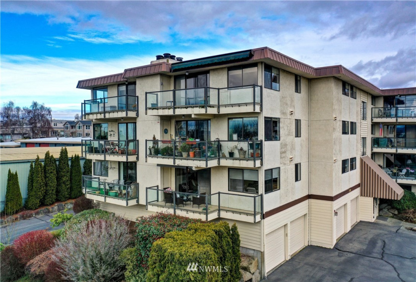 217 Alder, Edmonds, Washington 98020, 2 Bedrooms Bedrooms, ,1 BathroomBathrooms,Residential,For Sale,Sundowner,Alder,NWM1884119