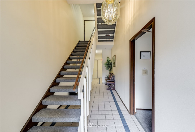 217 Alder, Edmonds, Washington 98020, 2 Bedrooms Bedrooms, ,1 BathroomBathrooms,Residential,For Sale,Sundowner,Alder,NWM1884119