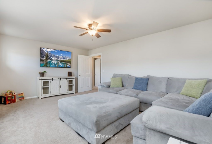 12720 36th, Lake Stevens, Washington 98258, 5 Bedrooms Bedrooms, ,2 BathroomsBathrooms,Residential,For Sale,36th,NWM1884060