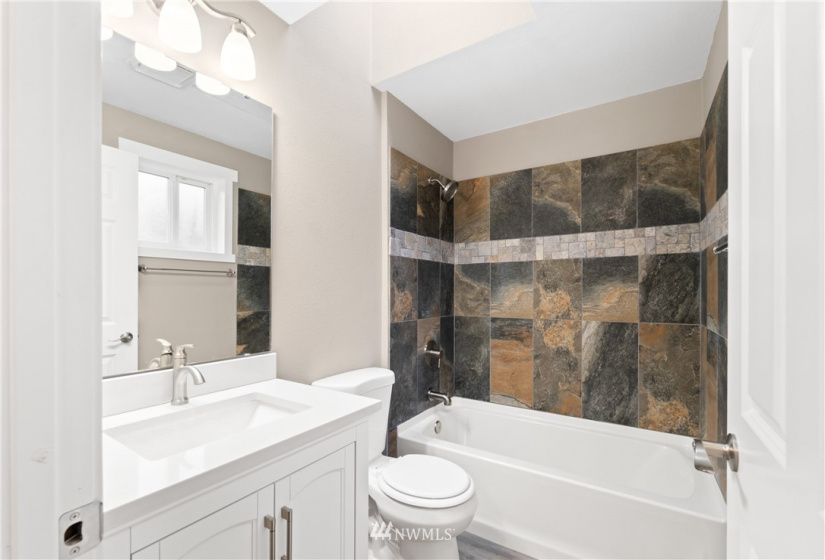 103 Wallace, Granite Falls, Washington 98252, 4 Bedrooms Bedrooms, ,2 BathroomsBathrooms,Residential,For Sale,Wallace,NWM1885258