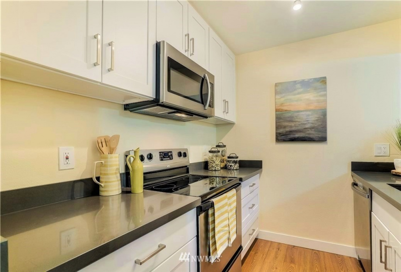 455 Newport, Issaquah, Washington 98027, 3 Bedrooms Bedrooms, ,2 BathroomsBathrooms,Residential,For Sale,Newport Springs,Newport,NWM1882236