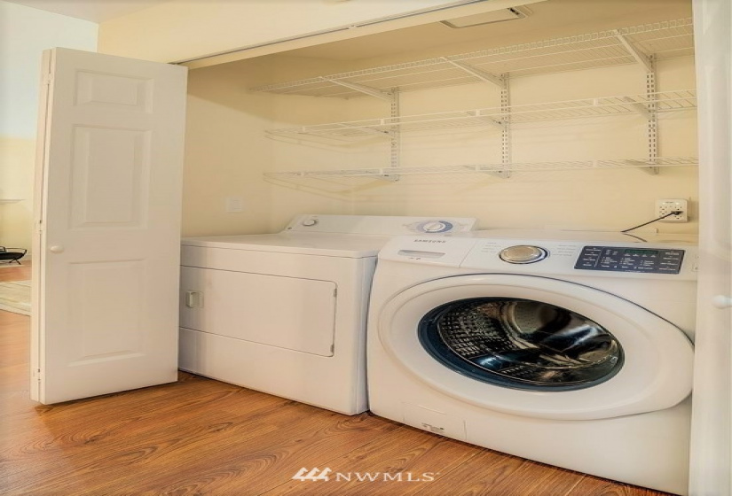 455 Newport, Issaquah, Washington 98027, 3 Bedrooms Bedrooms, ,2 BathroomsBathrooms,Residential,For Sale,Newport Springs,Newport,NWM1882236