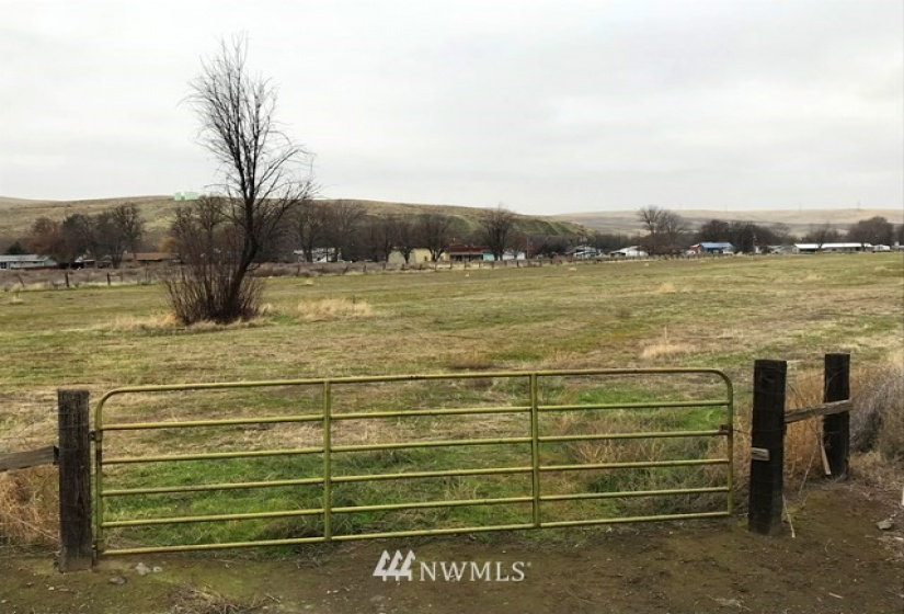 0 Lot 4 Grendahl, Starbuck, Washington 99359, ,Land,For Sale,Grendahl,NWM1696421