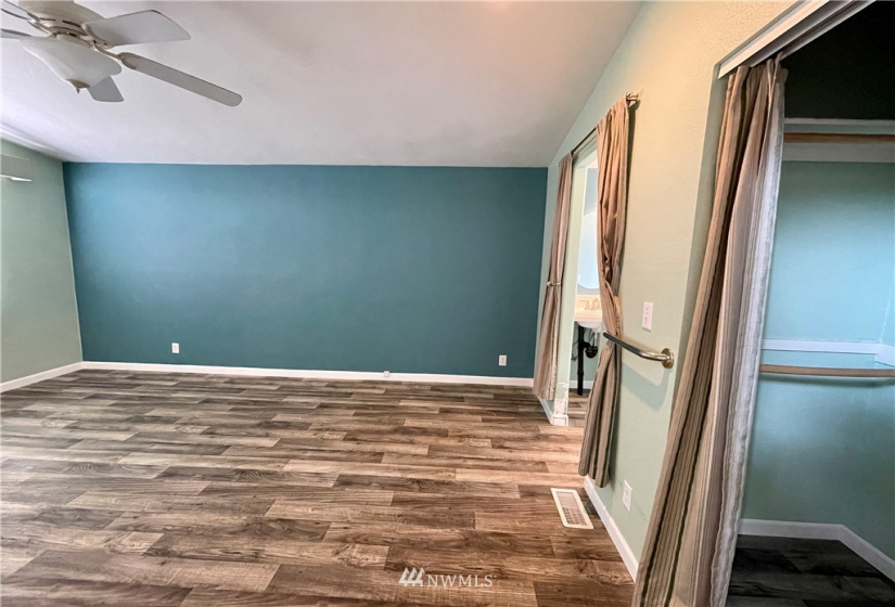 1100 Rosewood, Ellensburg, Washington 98926, 2 Bedrooms Bedrooms, ,2 BathroomsBathrooms,Manufactured In Park,For Sale,Rosewood,NWM1865633