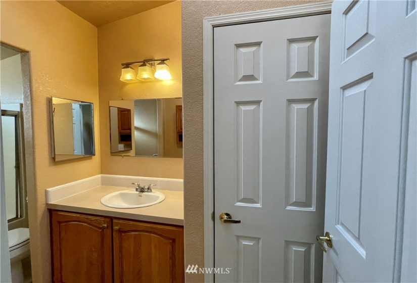 1100 Rosewood, Ellensburg, Washington 98926, 2 Bedrooms Bedrooms, ,2 BathroomsBathrooms,Manufactured In Park,For Sale,Rosewood,NWM1865633