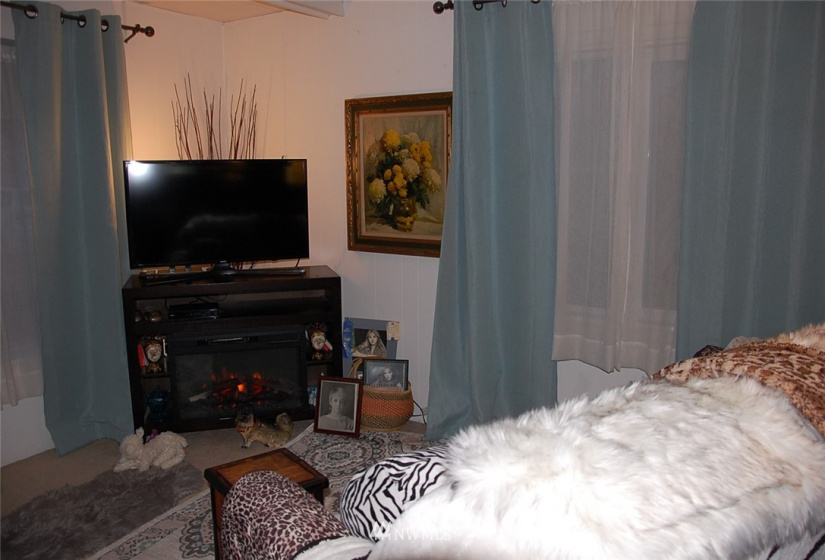 1121 244th, Bothell, Washington 98021, 2 Bedrooms Bedrooms, ,1 BathroomBathrooms,Manufactured In Park,For Sale,244th,NWM1863277