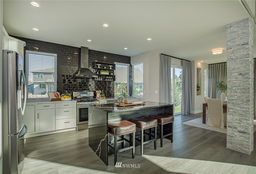 1131 14th, Puyallup, Washington 98371, 4 Bedrooms Bedrooms, ,2 BathroomsBathrooms,Residential,For Sale,14th,NWM1861523