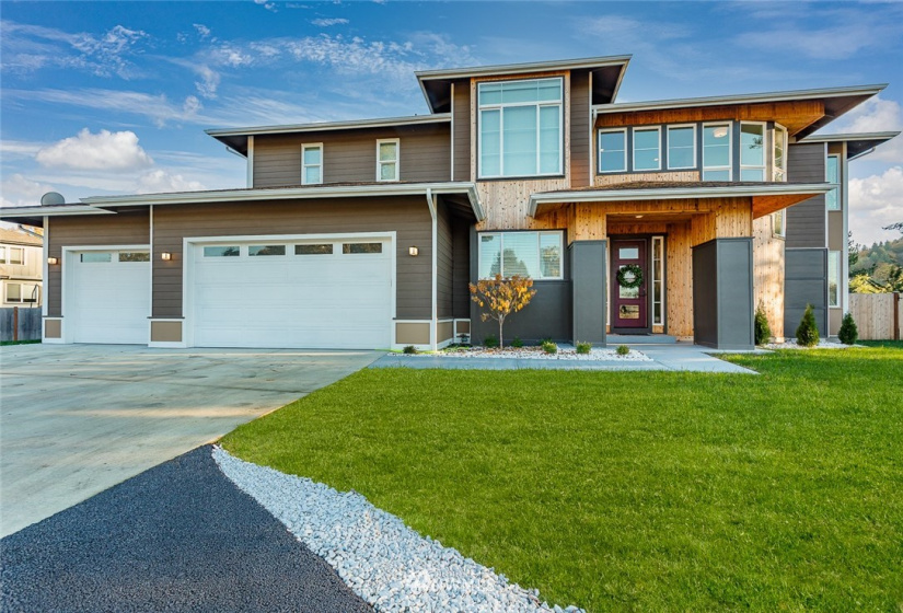 1131 14th, Puyallup, Washington 98371, 4 Bedrooms Bedrooms, ,2 BathroomsBathrooms,Residential,For Sale,14th,NWM1861523