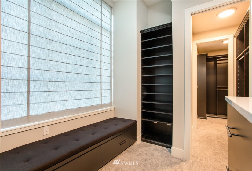 1131 14th, Puyallup, Washington 98371, 4 Bedrooms Bedrooms, ,2 BathroomsBathrooms,Residential,For Sale,14th,NWM1861523