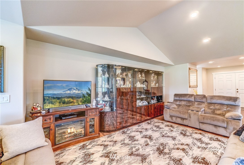 125 Rainier, Salkum, Washington 98582, 3 Bedrooms Bedrooms, ,3 BathroomsBathrooms,Residential,For Sale,Salkum Heights,Rainier,NWM1865774