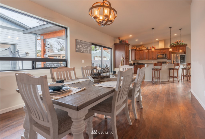 815 Highland, Wenatchee, Washington 98801, 3 Bedrooms Bedrooms, ,2 BathroomsBathrooms,Residential,For Sale,Morningside,Highland,NWM1864125