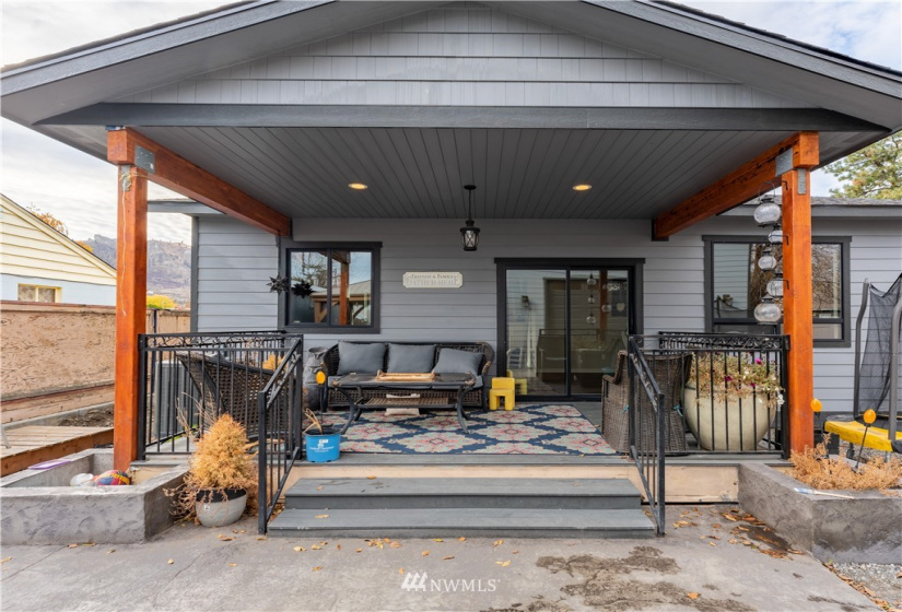 815 Highland, Wenatchee, Washington 98801, 3 Bedrooms Bedrooms, ,2 BathroomsBathrooms,Residential,For Sale,Morningside,Highland,NWM1864125