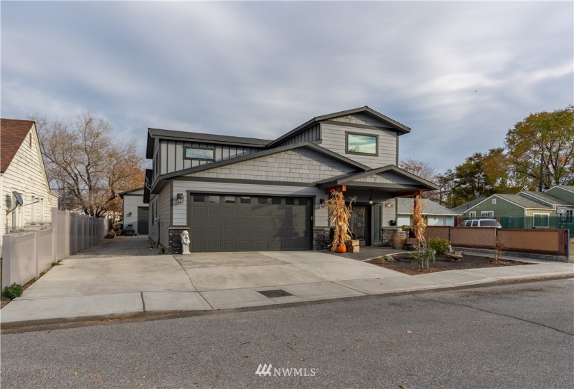 815 Highland, Wenatchee, Washington 98801, 3 Bedrooms Bedrooms, ,2 BathroomsBathrooms,Residential,For Sale,Morningside,Highland,NWM1864125