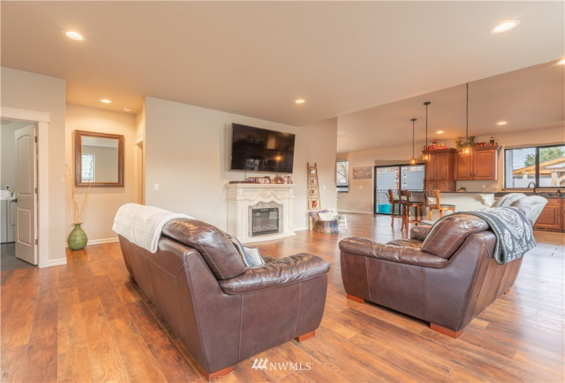 815 Highland, Wenatchee, Washington 98801, 3 Bedrooms Bedrooms, ,2 BathroomsBathrooms,Residential,For Sale,Morningside,Highland,NWM1864125