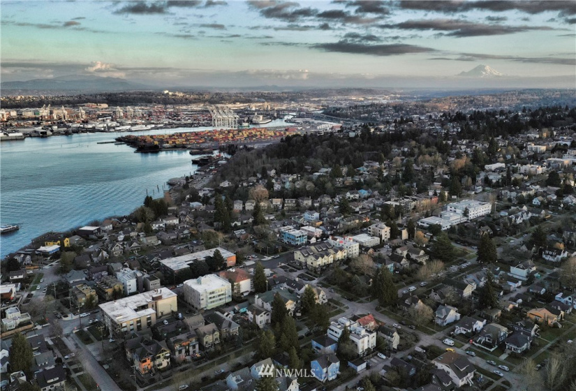 1612 California, Seattle, Washington 98116, 3 Bedrooms Bedrooms, ,Residential,For Sale,3032325-LU,California,NWM1867742