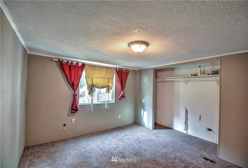 19619 83rd, Spanaway, Washington 98387, 3 Bedrooms Bedrooms, ,2 BathroomsBathrooms,Residential,For Sale,83rd,NWM1868567