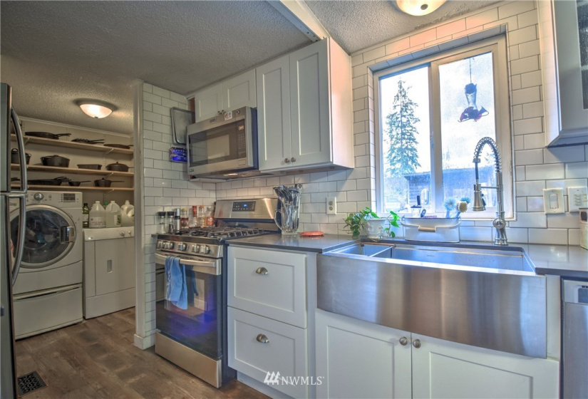 19619 83rd, Spanaway, Washington 98387, 3 Bedrooms Bedrooms, ,2 BathroomsBathrooms,Residential,For Sale,83rd,NWM1868567