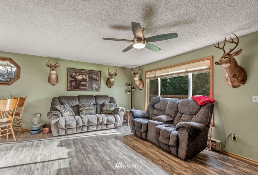 114 Mason, Silverlake, Washington 98645, 3 Bedrooms Bedrooms, ,Residential,For Sale,Mason,NWM1866538