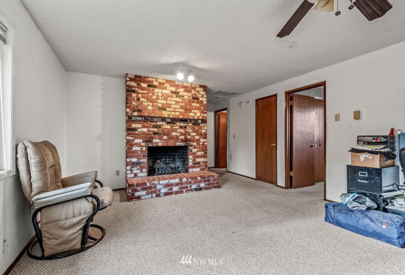 114 Mason, Silverlake, Washington 98645, 3 Bedrooms Bedrooms, ,Residential,For Sale,Mason,NWM1866538