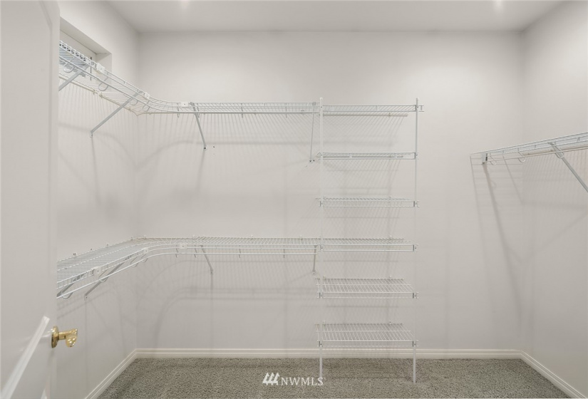 24604 196th, Woodinville, Washington 98077, 4 Bedrooms Bedrooms, ,3 BathroomsBathrooms,Residential,For Sale,196th,NWM1868776