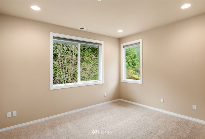 24604 196th, Woodinville, Washington 98077, 4 Bedrooms Bedrooms, ,3 BathroomsBathrooms,Residential,For Sale,196th,NWM1868776