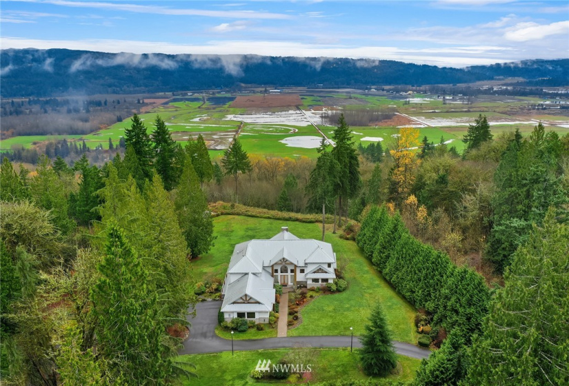 24604 196th, Woodinville, Washington 98077, 4 Bedrooms Bedrooms, ,3 BathroomsBathrooms,Residential,For Sale,196th,NWM1868776