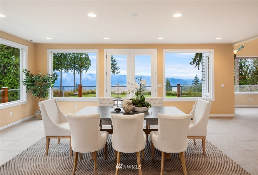 24604 196th, Woodinville, Washington 98077, 4 Bedrooms Bedrooms, ,3 BathroomsBathrooms,Residential,For Sale,196th,NWM1868776