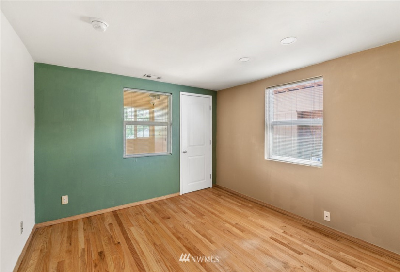 2107 Walker, Seattle, Washington 98144, 2 Bedrooms Bedrooms, ,1 BathroomBathrooms,Residential,For Sale,Walker,NWM1869533