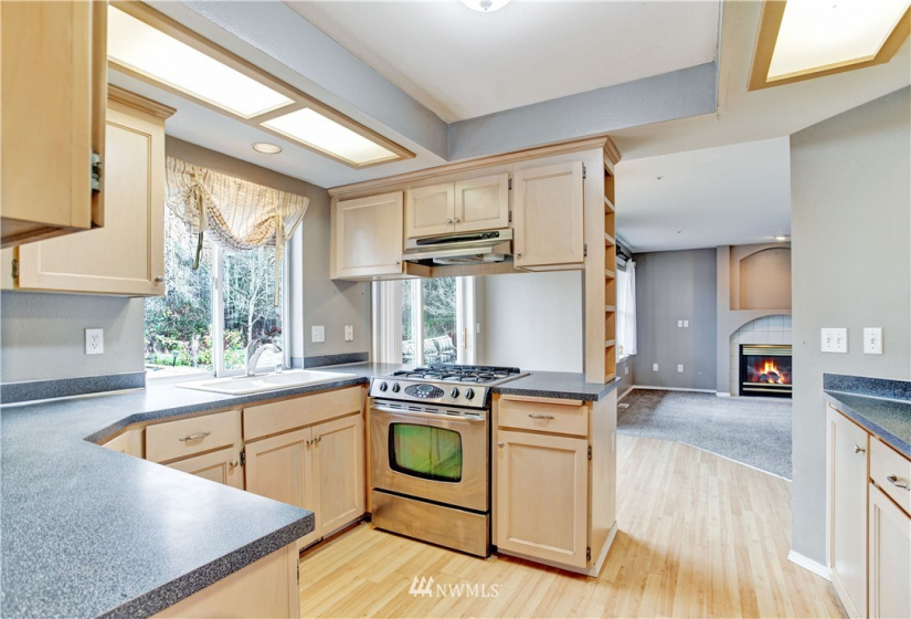 2517 215th, Spanaway, Washington 98387, 3 Bedrooms Bedrooms, ,1 BathroomBathrooms,Residential,For Sale,215th,NWM1870717