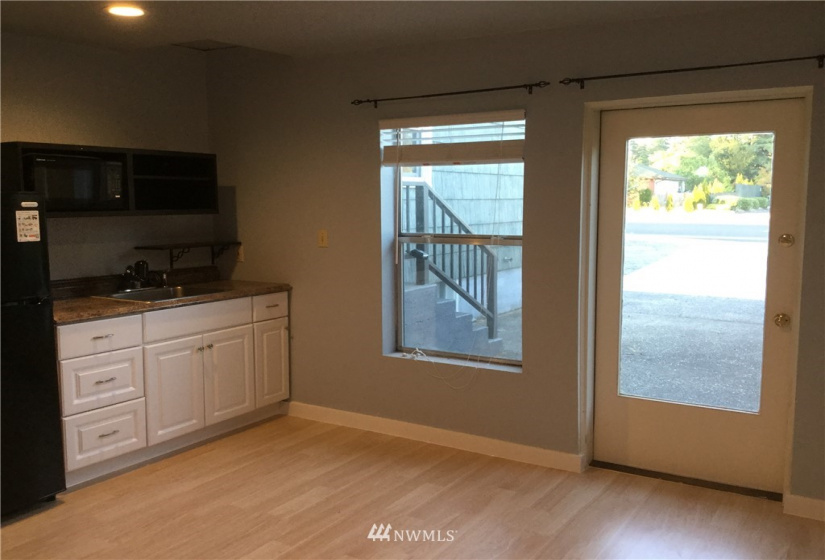 2504 Bridgeport, University Place, Washington 98466, ,Residential Income,For Sale,Narrows View Terrace,Bridgeport,NWM1870634