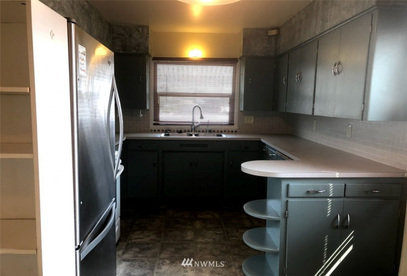 2504 Bridgeport, University Place, Washington 98466, ,Residential Income,For Sale,Narrows View Terrace,Bridgeport,NWM1870634