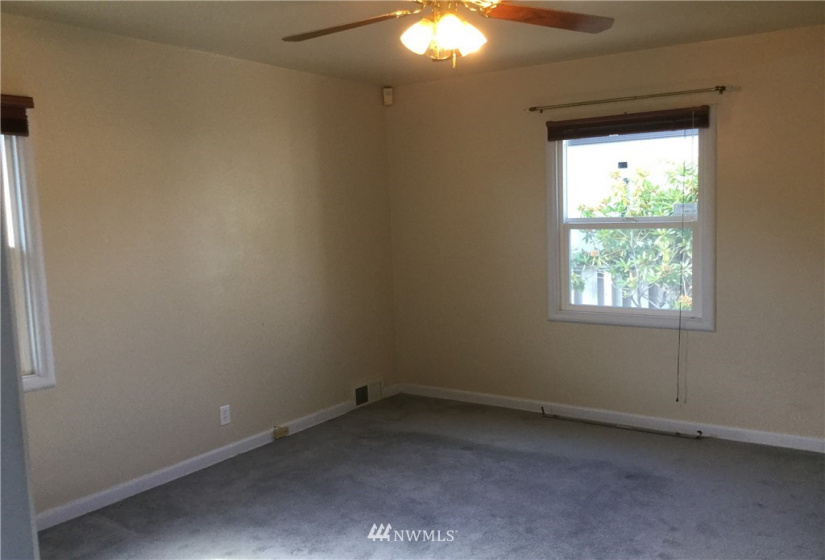 2504 Bridgeport, University Place, Washington 98466, ,Residential Income,For Sale,Narrows View Terrace,Bridgeport,NWM1870634