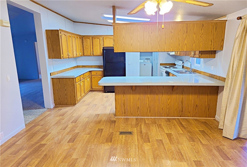 17902 Michelles, Rochester, Washington 98579, 3 Bedrooms Bedrooms, ,2 BathroomsBathrooms,Manufactured In Park,For Sale,Michelles,NWM1871237