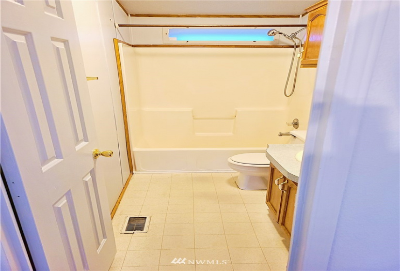 17902 Michelles, Rochester, Washington 98579, 3 Bedrooms Bedrooms, ,2 BathroomsBathrooms,Manufactured In Park,For Sale,Michelles,NWM1871237