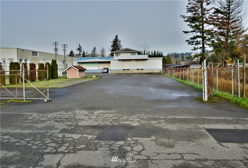 5305 7th, Fife, Washington 98424, ,Commercial Sale,For Sale,7th,NWM1871359