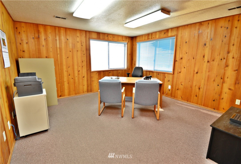 5305 7th, Fife, Washington 98424, ,Commercial Sale,For Sale,7th,NWM1871359