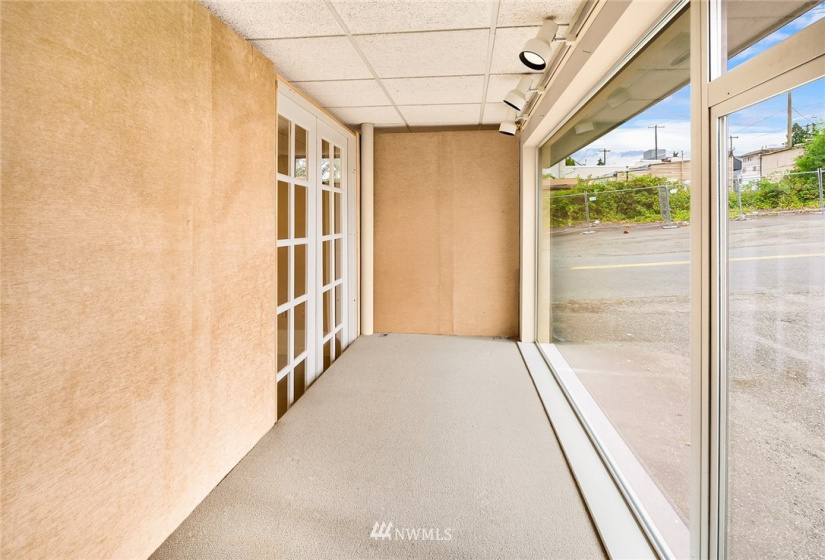 10439 Holman, Seattle, Washington 98133, ,Commercial Sale,For Sale,Holman,NWM1868562