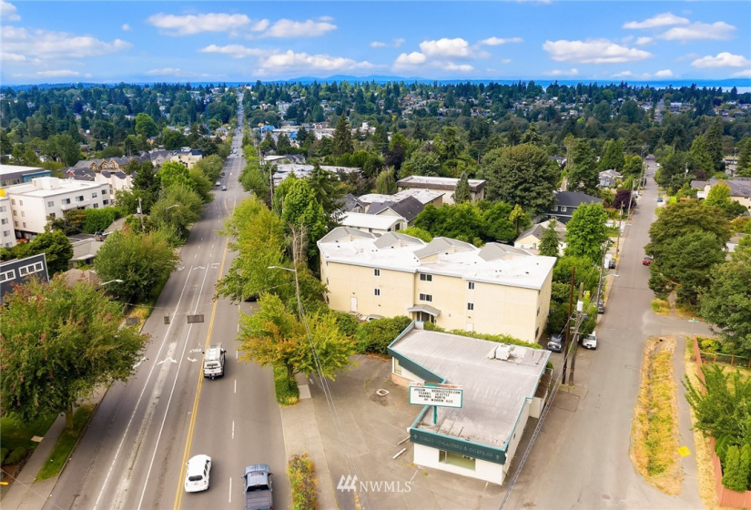 10439 Holman, Seattle, Washington 98133, ,Commercial Sale,For Sale,Holman,NWM1868562