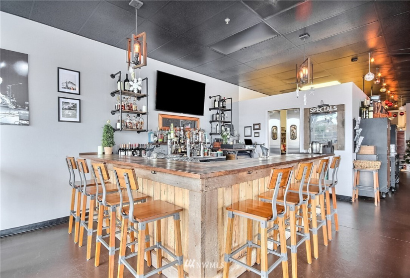 1905 Bridgeport, University Place, Washington 98466, ,Business Opportunity,For Sale,Bridgeport,NWM1871530