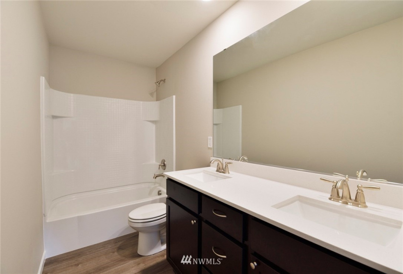 112 Russell, Bremerton, Washington 98312, 4 Bedrooms Bedrooms, ,2 BathroomsBathrooms,Residential,For Sale,Bay Vista,Russell,NWM1872690